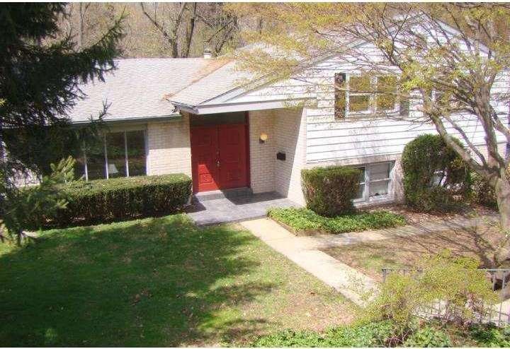 8715 Marshall Rd, Glenside, PA 19038 - photo 1