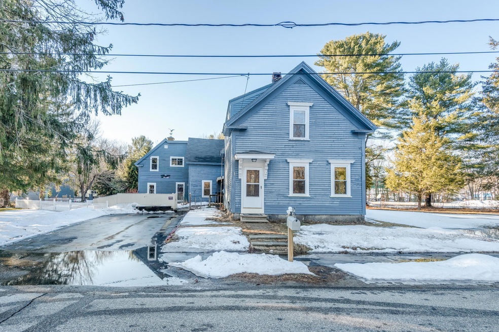 9 Maple Ave Kennebunk ME 04043-large-001