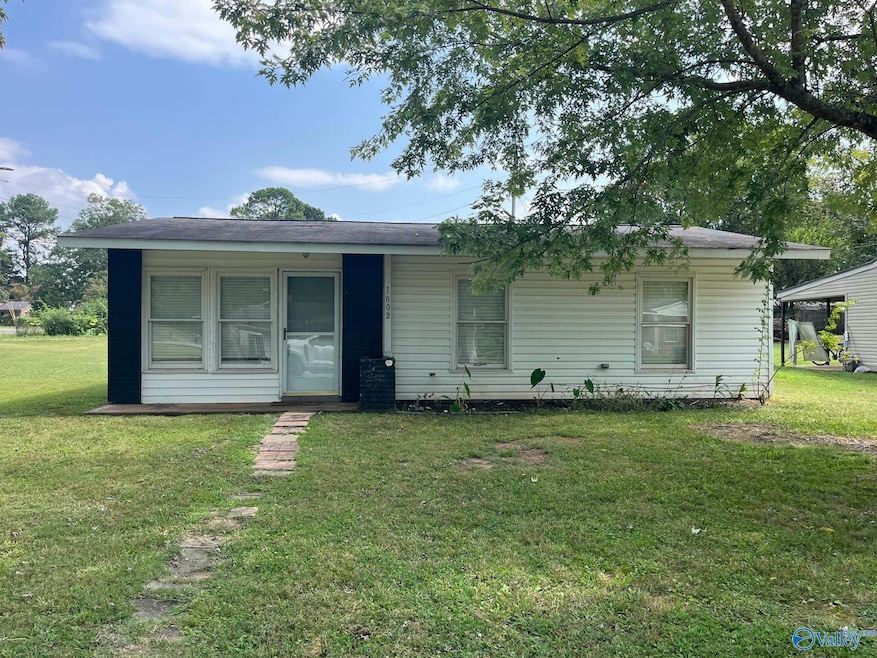 1002 6th Ave SW, Decatur, AL 35601 - photo 1