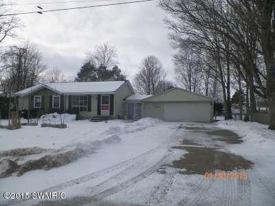 4170 Litchfield Dr, Dorr, MI 49323 - photo 1