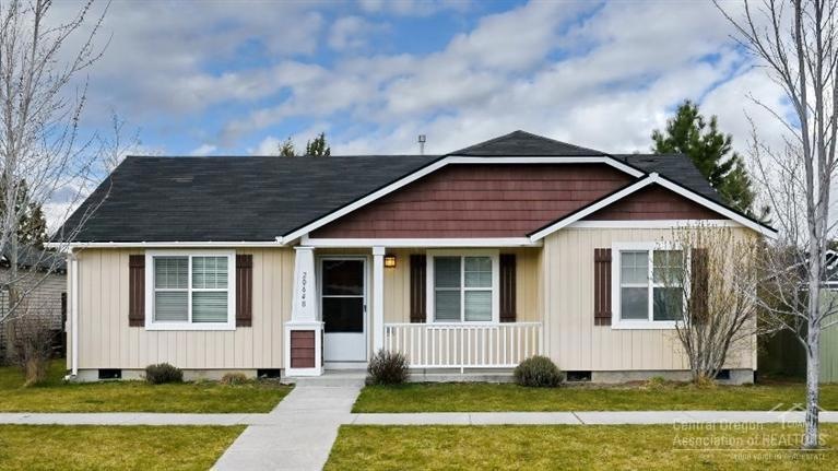 20648 Daisy Ln, Bend, OR 97702 - photo 1