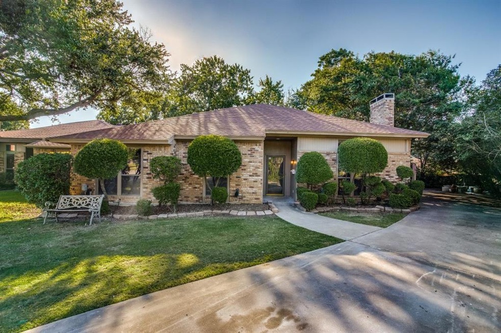 4515 Altamesa Blvd, Fort Worth, TX 76133 - photo 1