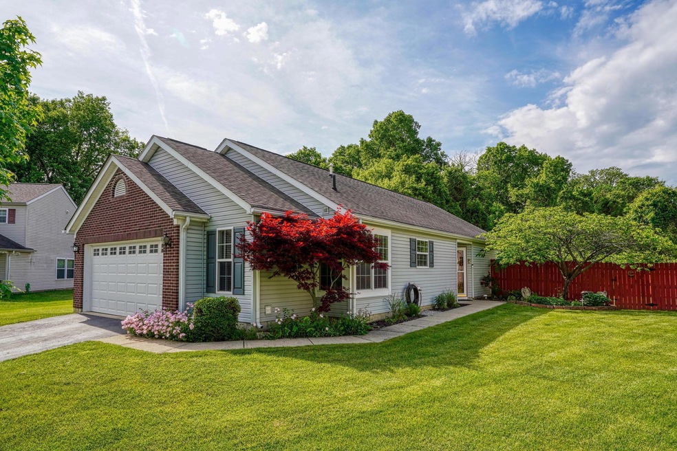 5758 Sabers Ln, Columbus, OH 43232 - photo 1