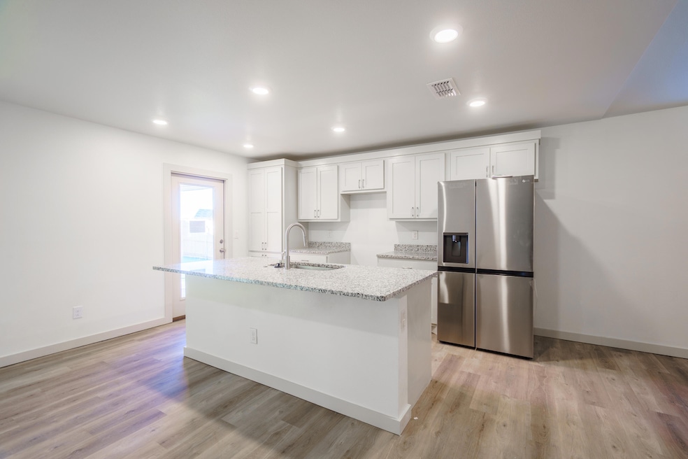 For Rent $1,630/month