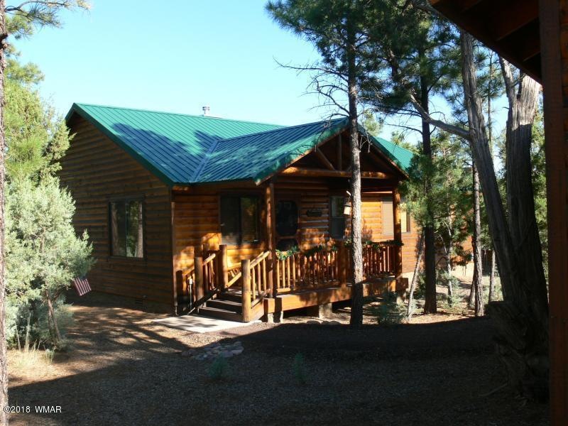 Cabin Fever Front Deck 3