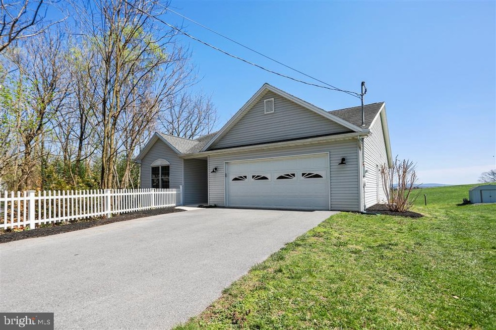 1868 Leedy Dr, Chambersburg, PA 17202 - photo 1