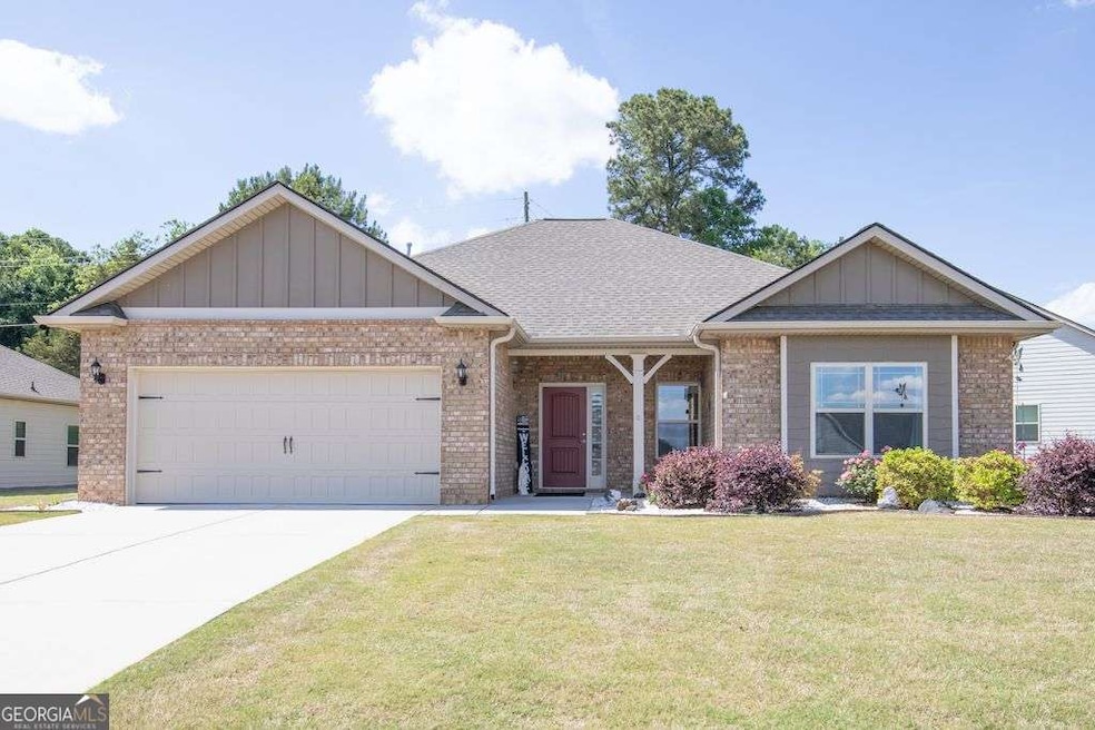 605 Skyview Dr, Commerce, GA 30529 - photo 1