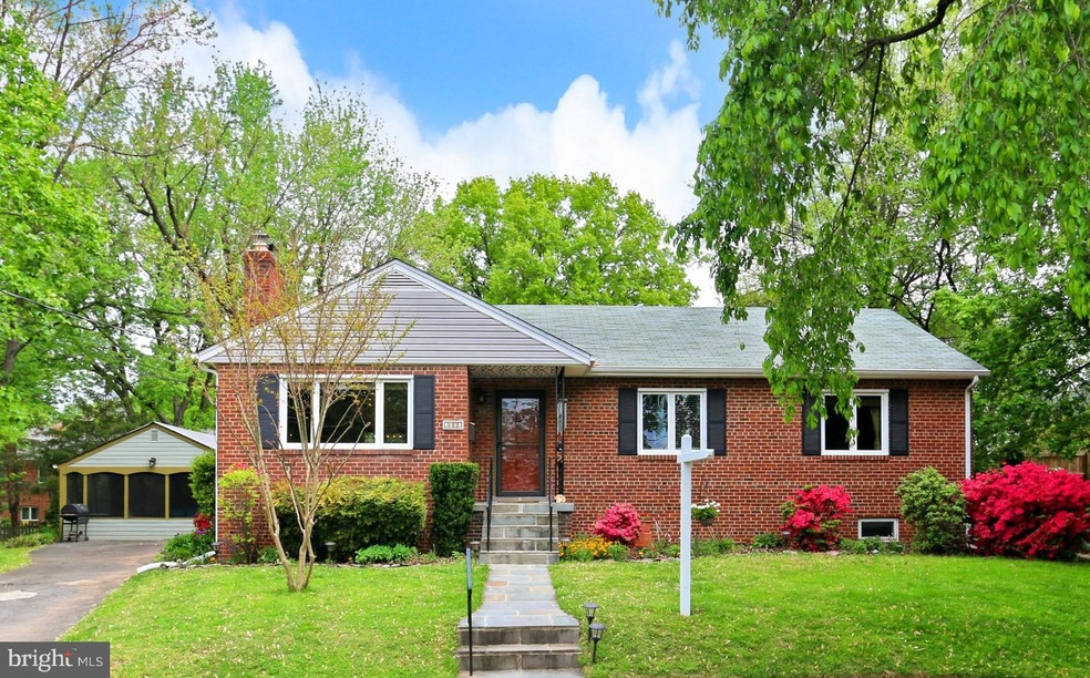 3021 N Tacoma St, Arlington, VA 22213 - photo 1