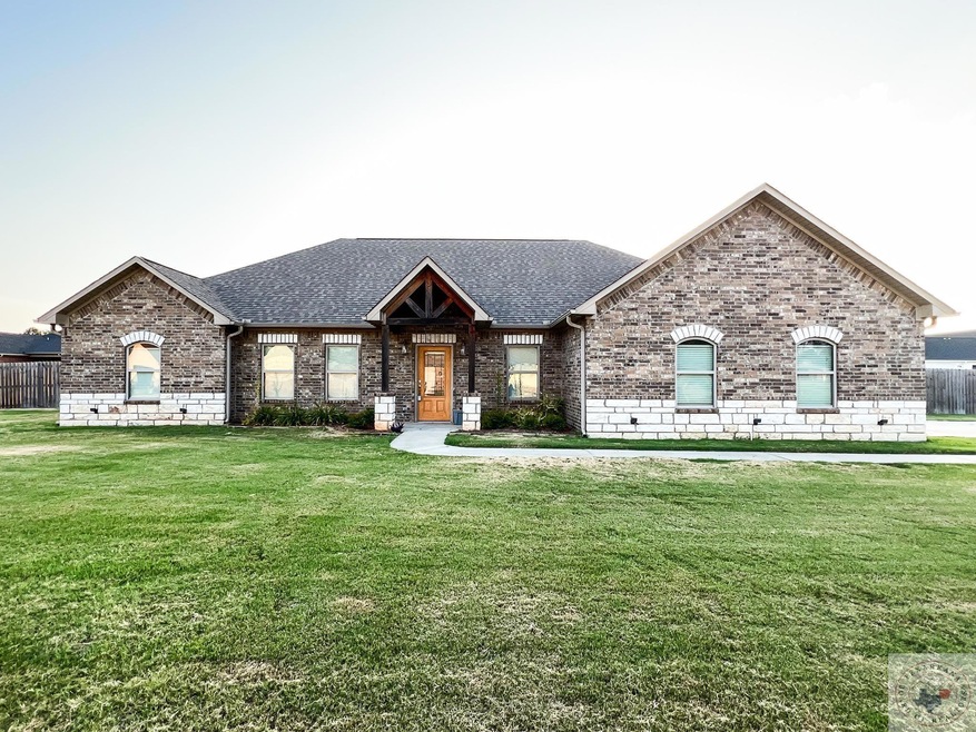 79 Chester Field Cir, Texarkana, TX 75503 - photo 1