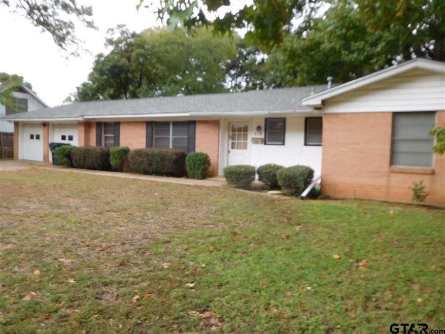 110 110 Stanford, Tyler, TX 75701 - photo 1