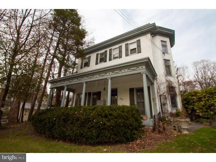 233 S Main St, North Wales, PA 19454 - photo 1