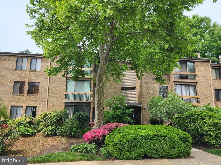 10578 Cross Fox Ln unit B1, Columbia, MD 21044 - photo 1