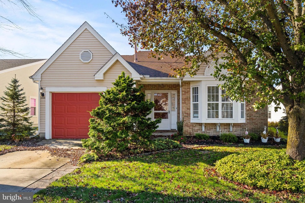 945 Larkspur Place S, Mount Laurel, NJ 08054 - photo 1