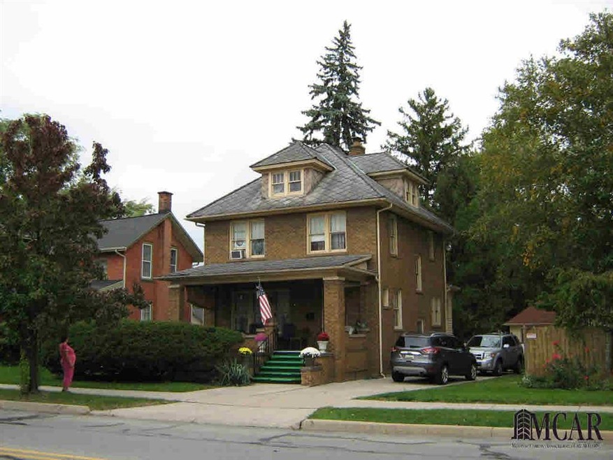 618 W. FRONT ST.