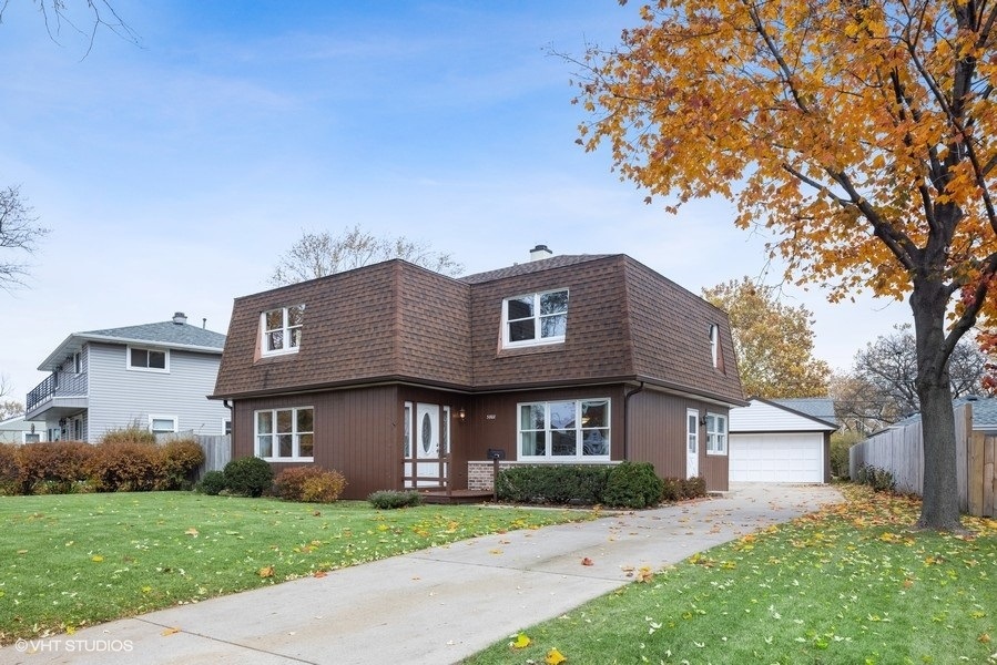 3802 Bobwhite Ln, Rolling Meadows, IL 60008 - photo 1