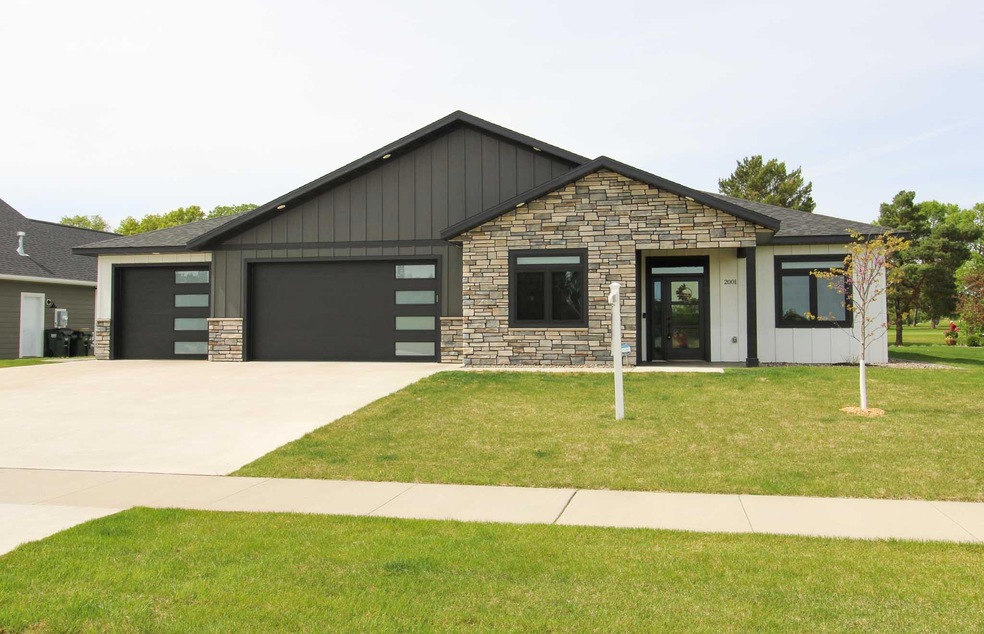 2001 River Links Dr, Cold Spring, MN 56320 - photo 1