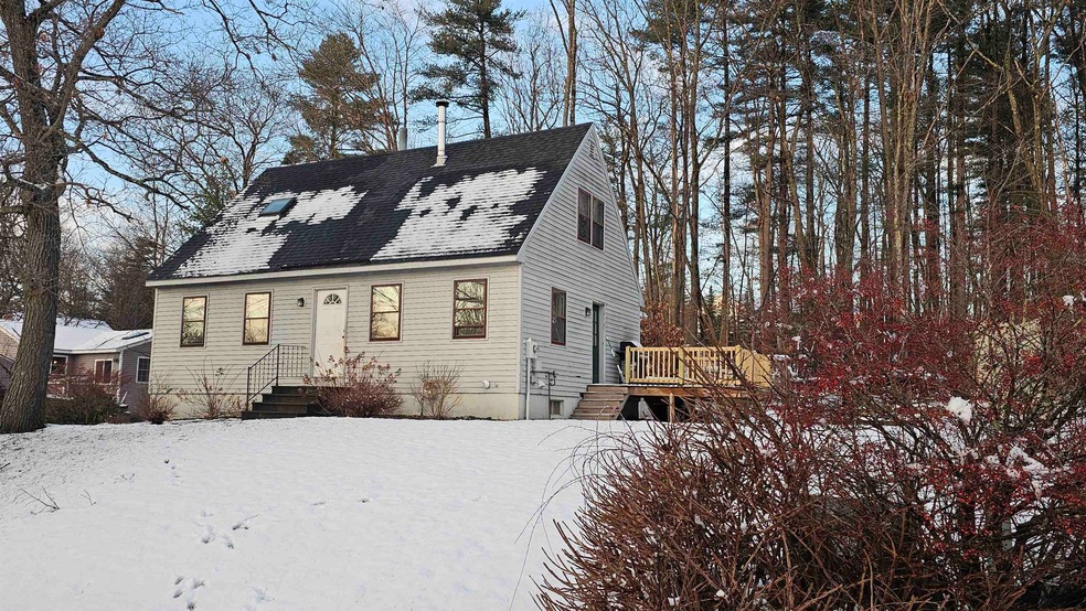 8 Rochester Ln, Concord, NH 03301 - photo 1