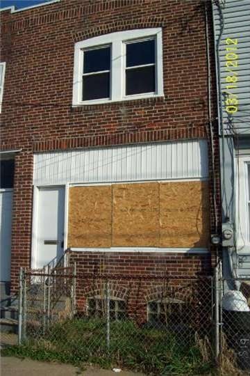 817 Jackson St, Camden, NJ 08104 - photo 1
