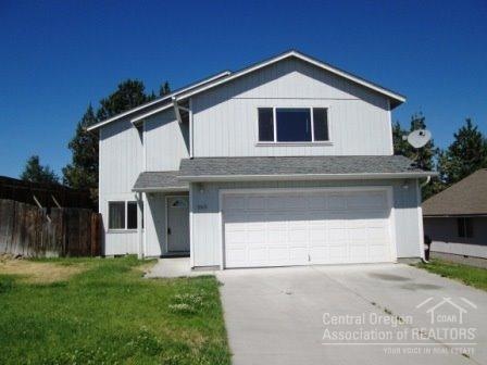 2105 SW 36th St, Redmond, OR 97756 - photo 1