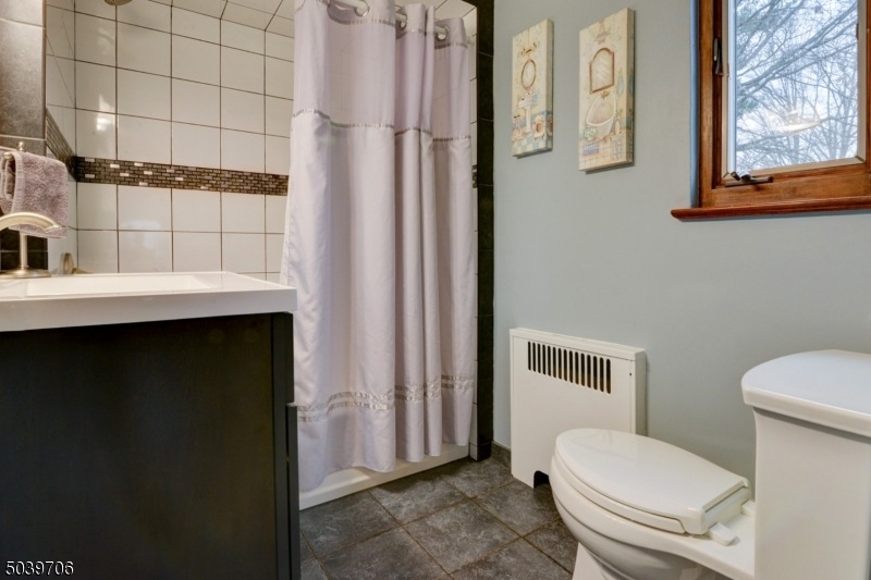 210 Longview Rd, Union, NJ 07083 - photo 1