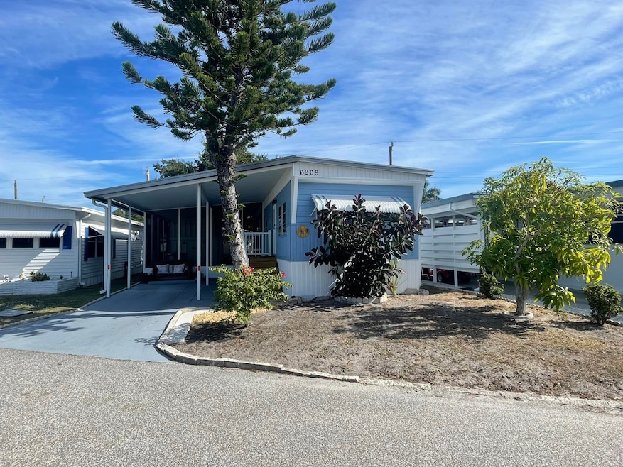 6909 Marlin Ln, Bradenton, FL 34207 - photo 1