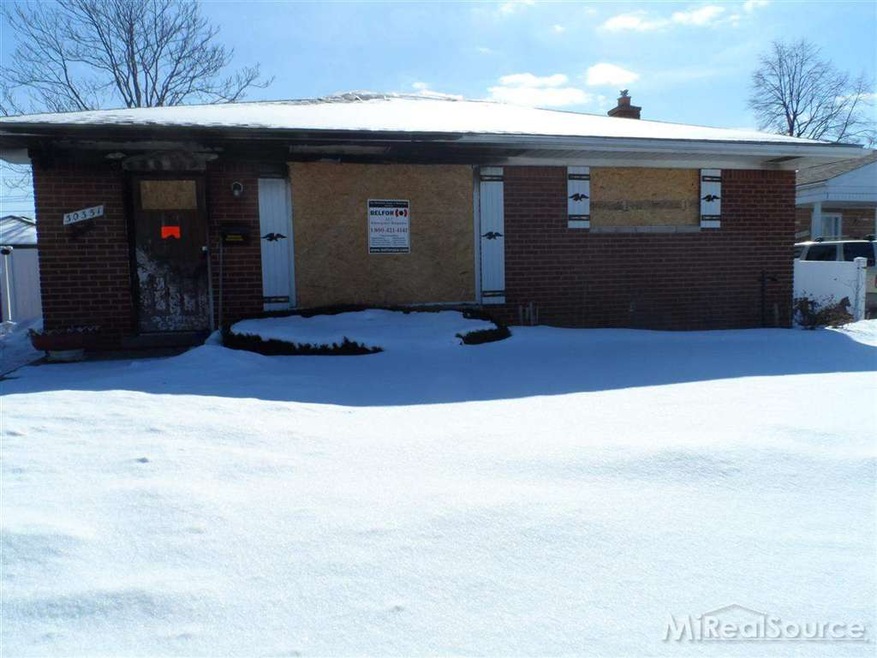 30351 Indigo St, Roseville, MI 48066 - photo 1