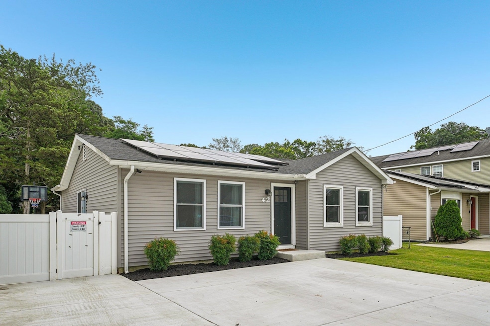 42 Franklin Ave, Villas, NJ 08251 - photo 1