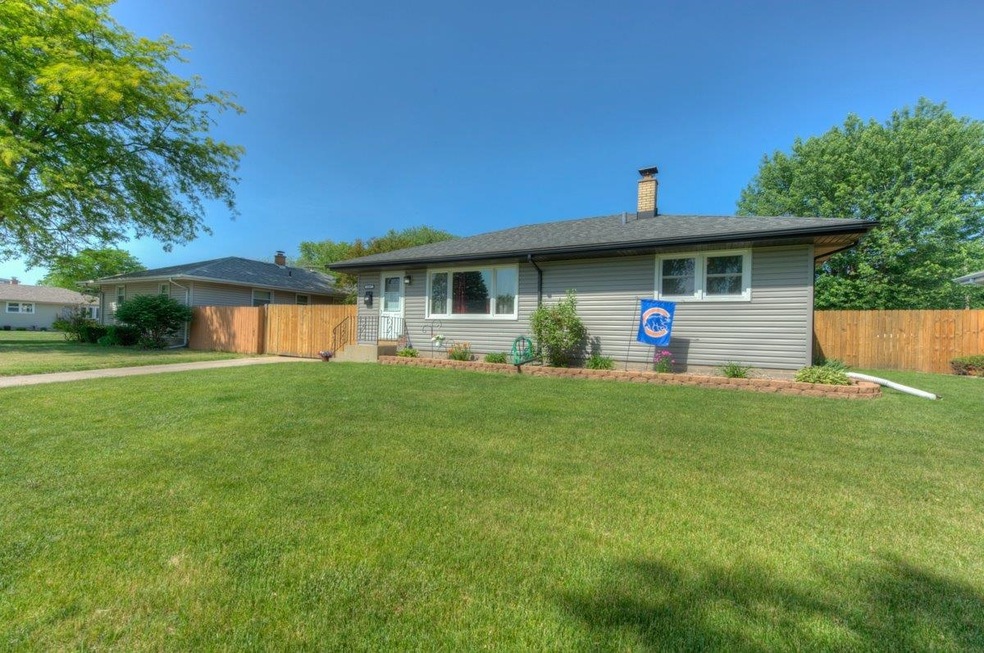 9347 O Day Dr, Highland, IN 46322 - photo 1