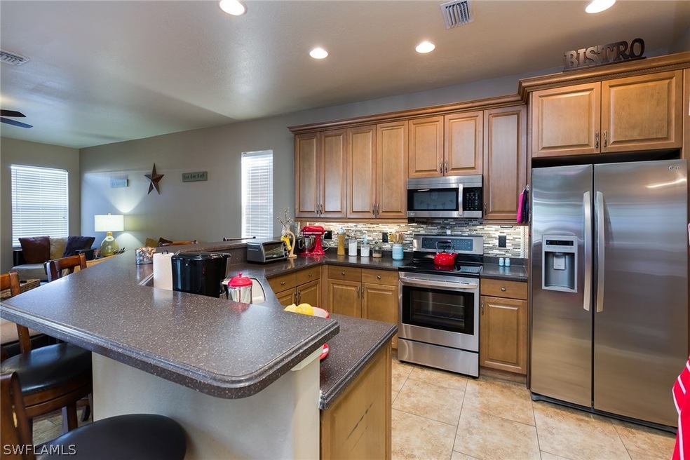 Kitchen - 1629 NW 37TH PL CAPE CORAL FL 33993