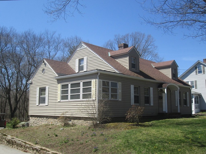 884 School St, Webster, MA 01570 - photo 1