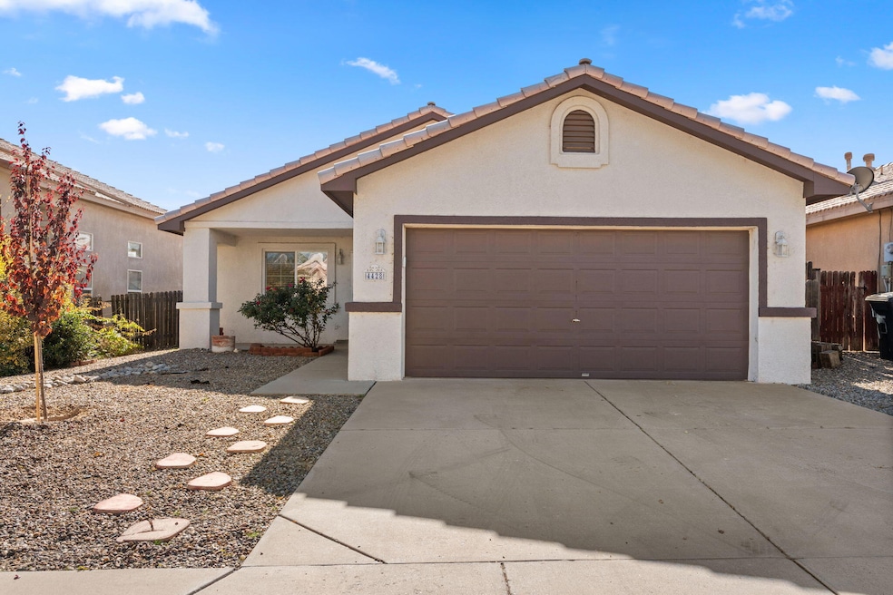 Pending $325,000 • Co-Listing Agent
