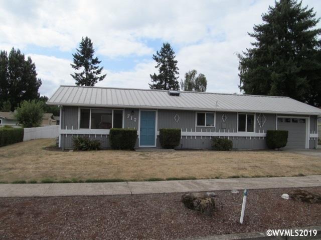 712 Aldercrest Dr, Newberg, OR 97132 - photo 1