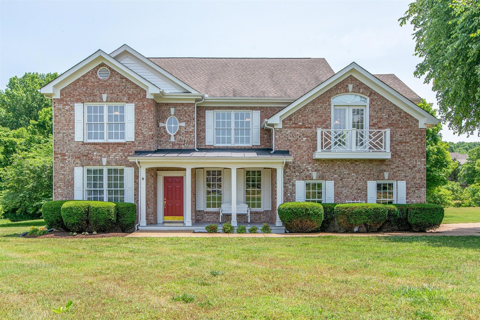 Welcome to 2209 Oakbranch Circle!