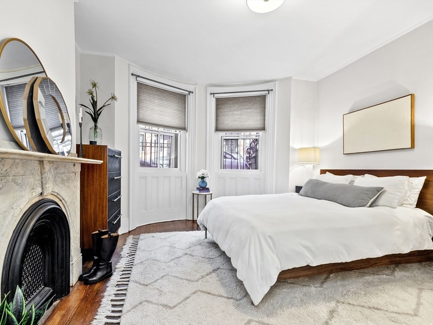 37 E Springfield St unit 1, Boston, MA 02118 - photo 1