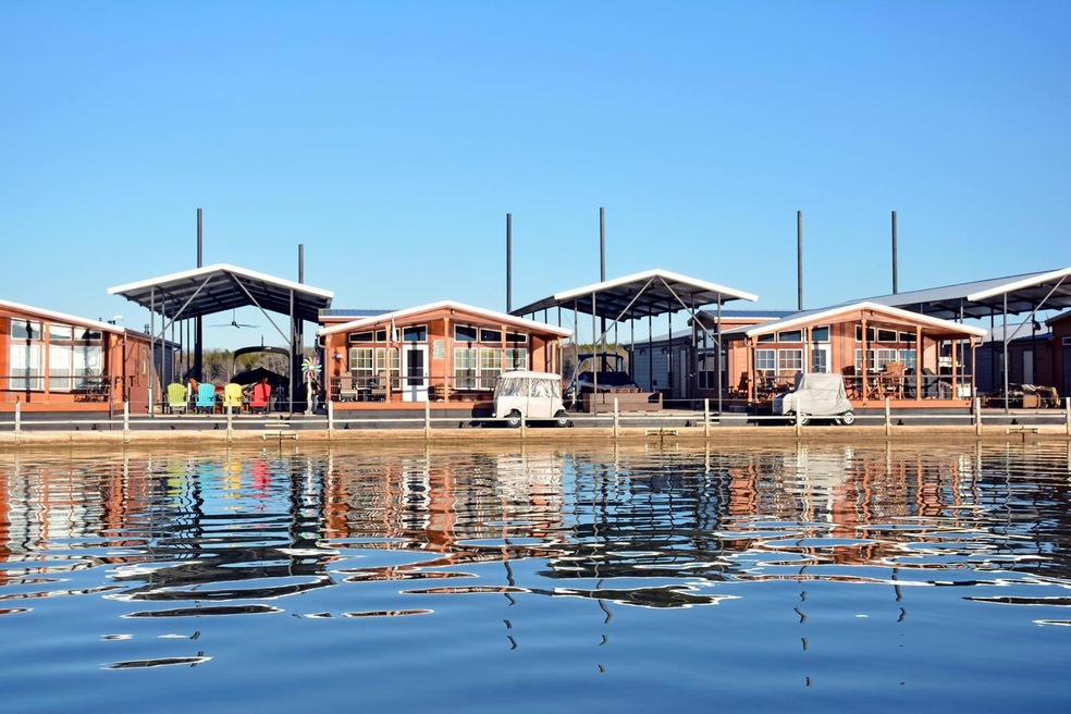 18 Admiral Way, Pottsboro, TX 75076 - photo 1