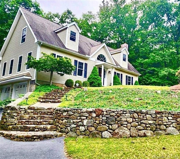 24 Christmas Hill Rd, Guilford, CT 06437 - photo 1