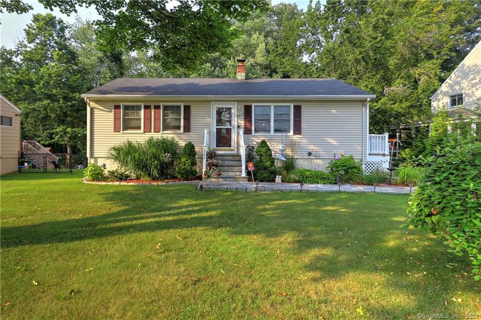 382 Pond Point Ave, Milford, CT 06460 - photo 1