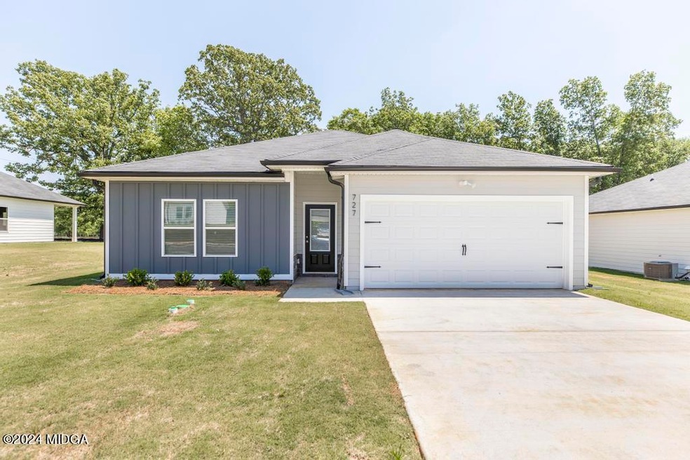 726 Georgian Walk, Warner Robins, GA 31008 - photo 1