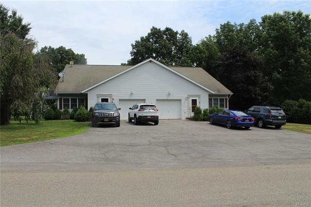 5 Ridgeview Dr, Newburgh, NY 12550 - photo 1