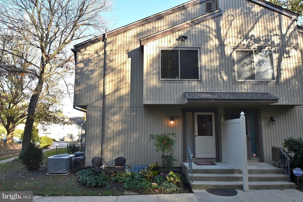 105 Eastford Ct, Parkville, MD 21234 - photo 1