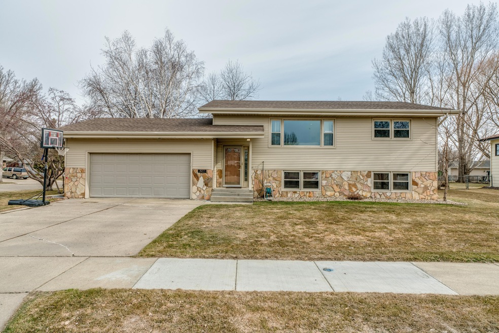 1527EOmahaDr_0029