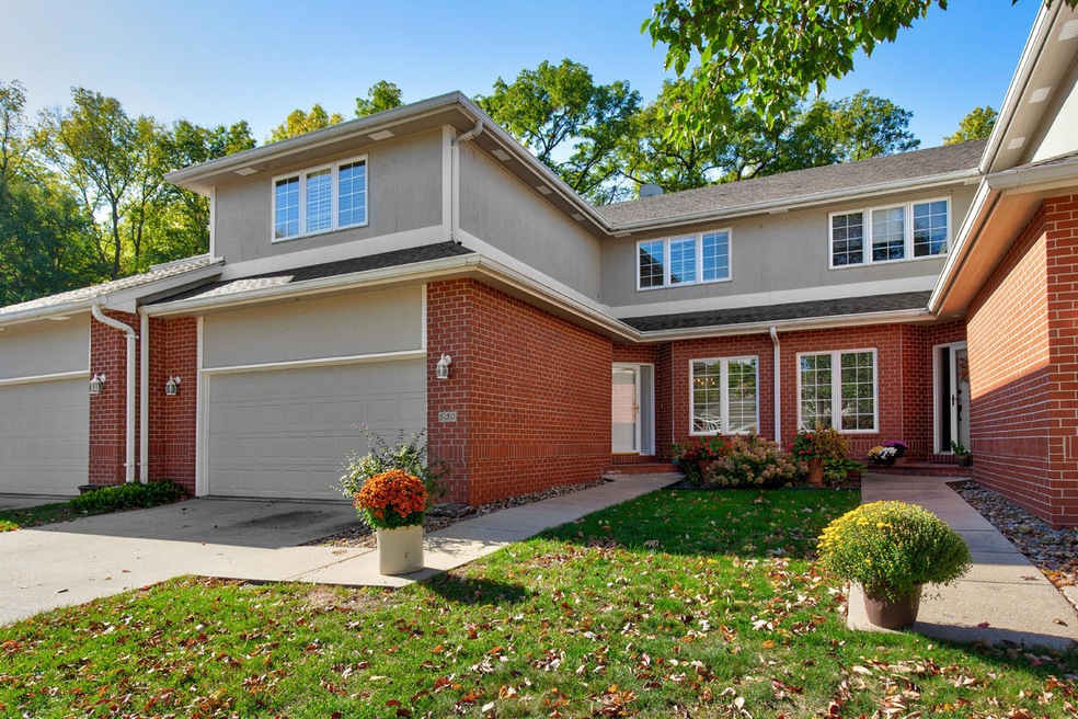 1500 Crown Colony #530