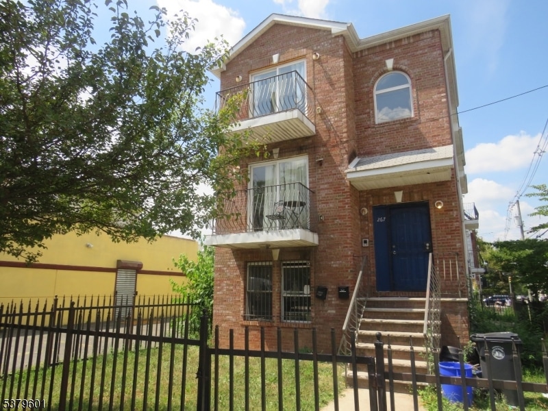 267 S 9th St, Newark, NJ 07103 - photo 1