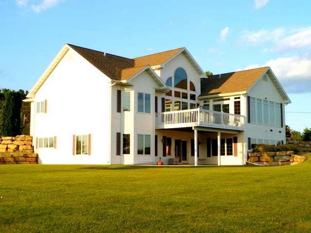 701 Hillcrest Ln, Oregon, WI 53575 - photo 1