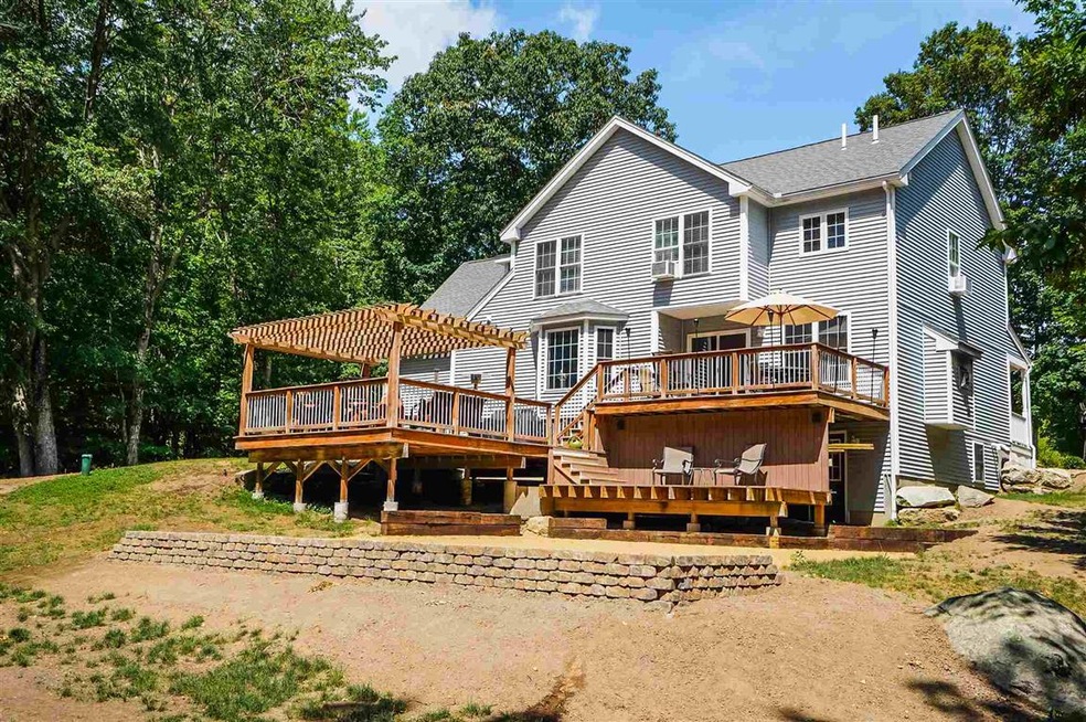 76 Auburn Rd, Hooksett, NH 03106 - photo 1