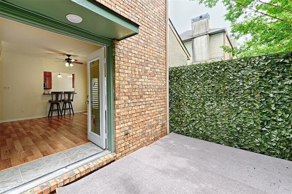 5701 Gaston Ave unit 16, Dallas, TX 75214 - photo 1