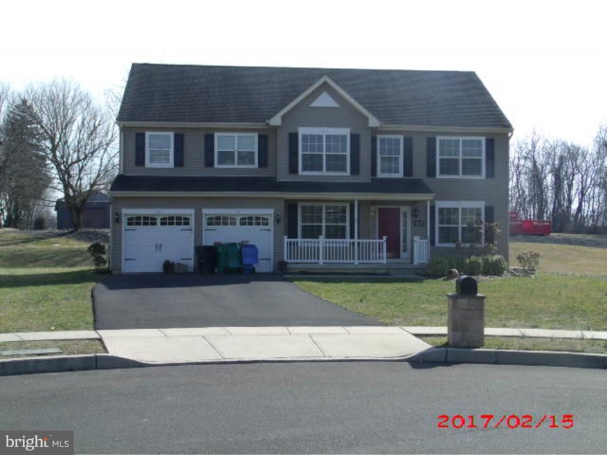 4327 Sunset Ave, Levittown, PA 19056 - photo 1