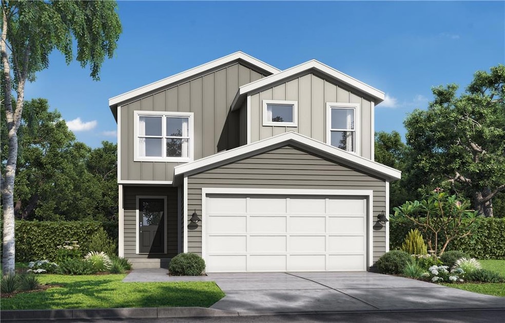 773 Creekmoor Dr, Raymore, MO 64083 - photo 1