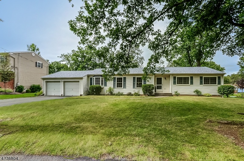 20 Deauville Dr, Parsippany, NJ 07054 - photo 1