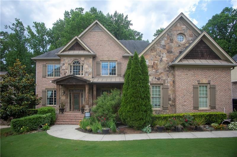 2748 Kelly Cove Dr, Buford, GA 30519 - photo 1